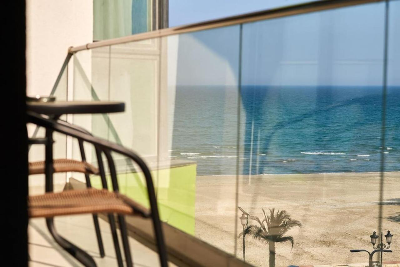 Blue Apartment In Spa N Pool Beach Resort Năvodari Eksteriør billede