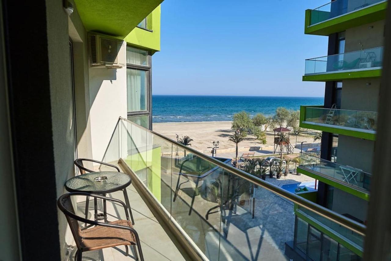 Blue Apartment In Spa N Pool Beach Resort Năvodari Eksteriør billede
