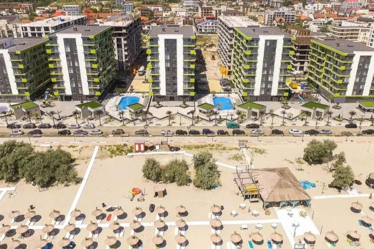 Blue Apartment In Spa N Pool Beach Resort Năvodari Eksteriør billede