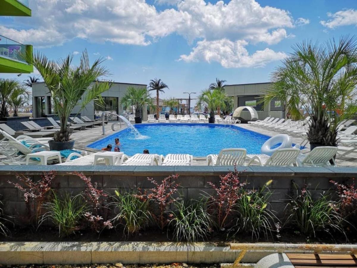 Blue Apartment In Spa N Pool Beach Resort Năvodari Eksteriør billede